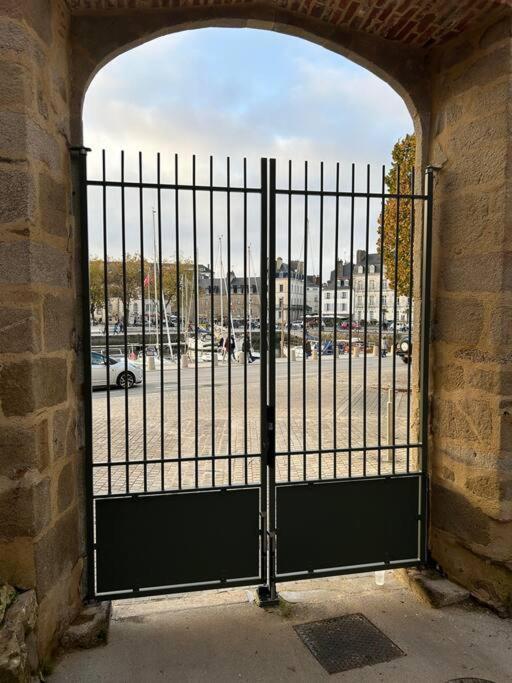 Appartement Sur Le Port De ヴァンヌ エクステリア 写真